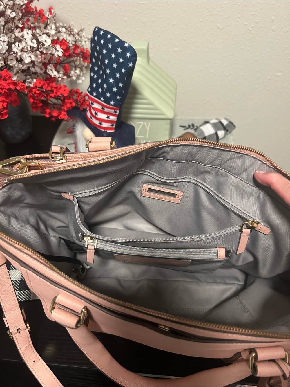 TUMI Blush Pink Varek Park Leather Tote/Laptop Bag with Adjustable Strap - Picture 12 of 16
